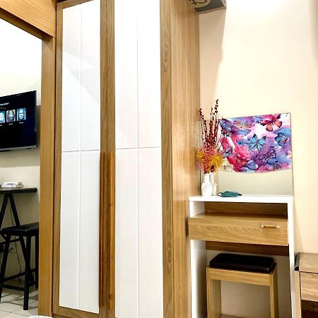 Kathys Crib At Shell Residences Manila Exterior foto
